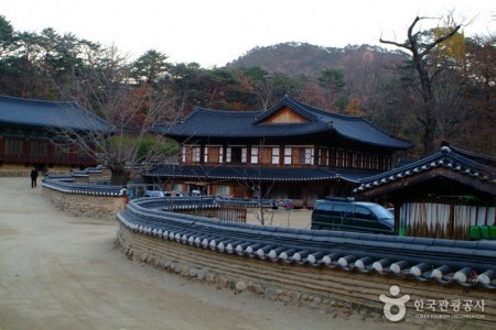 Bulyeongsa Temple 