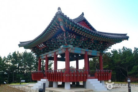 Mangyangjeong Pavilion (망양정)