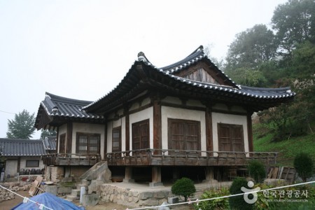 Imcheonggak House 