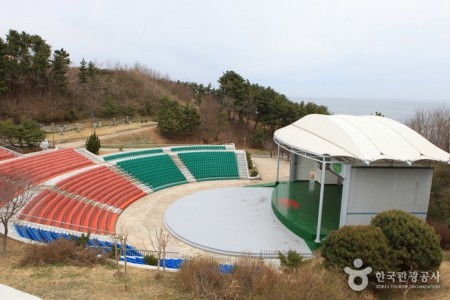 三思海上公園（삼사해상공원）