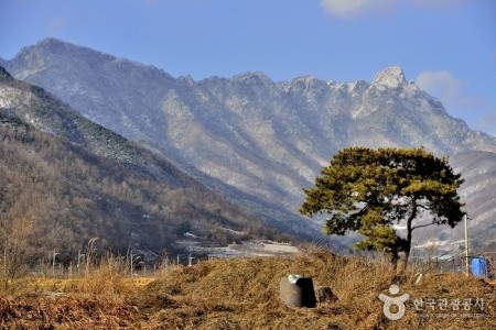 Juheulsan Mountain (주흘산)