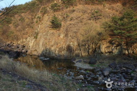 Binggye Valley 