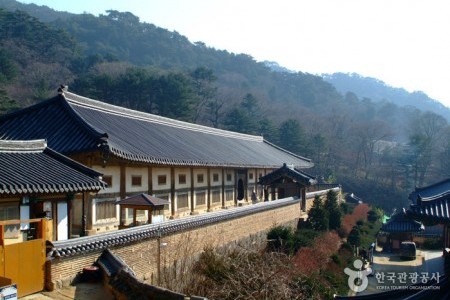 海印寺蔵経板殿 [ユネスコ世界文化遺産]해인사 장경판전 [유네스코 세계문화유산]