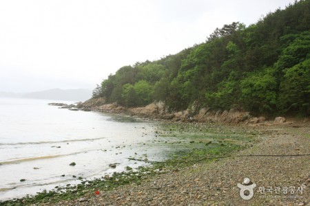 Deokpo Beach 