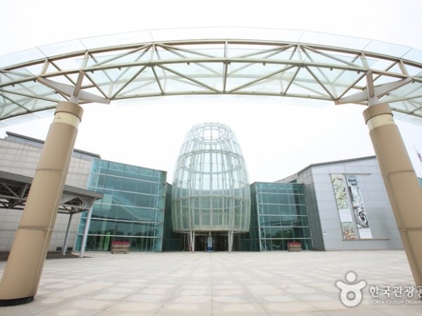Jincheon Bell Museum - Korea Culture | Trippose