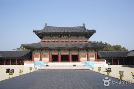 Baekje Cultural Land 