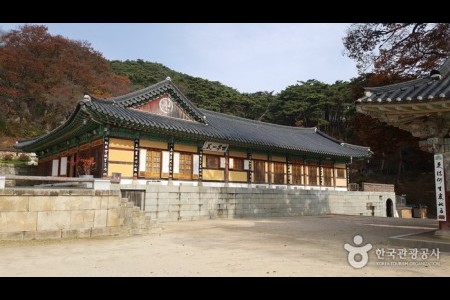 Sudeoksa Temple 