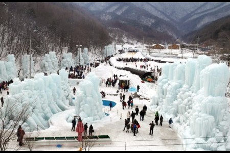 七甲山冰柱喷泉庆典 칠갑산얼음분수축제