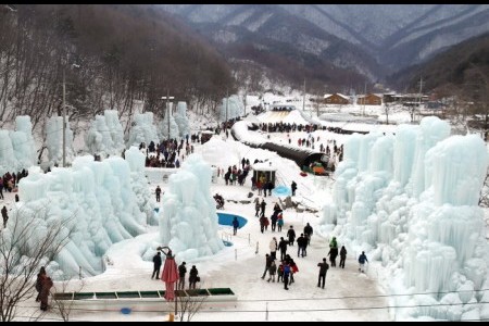 七甲山氷噴水祭り