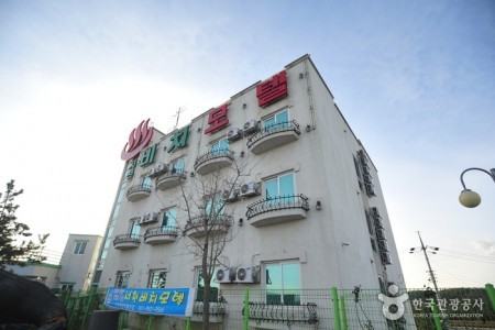 Seocheon Beachtel - Goodstay 