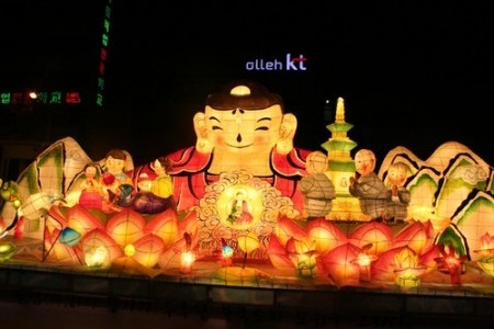 釜山燃灯祭り
