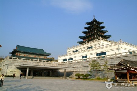 国立民俗博物館正月テボルムハンマダン