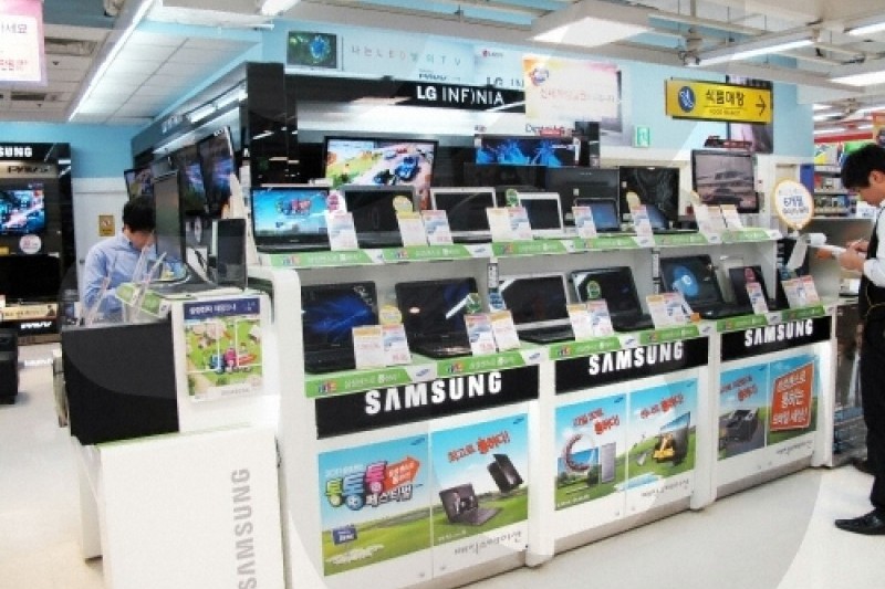 E-Mart - Yongsan Branch  이마트 (용산점) : TRIPPOSE