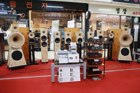 Yongsan Electronics Market 