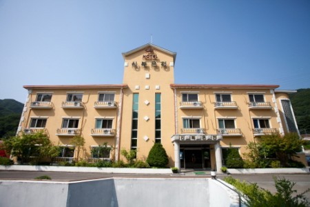 Hotel Sinbuk Hot Springs - Goodstay 