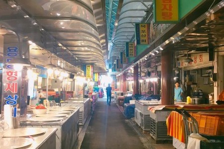 Ganggyeong Traditional Salted Fish Market 
