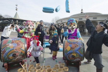 Everland Seollal Folk Hanmadang Festival