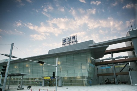 蔚山駅