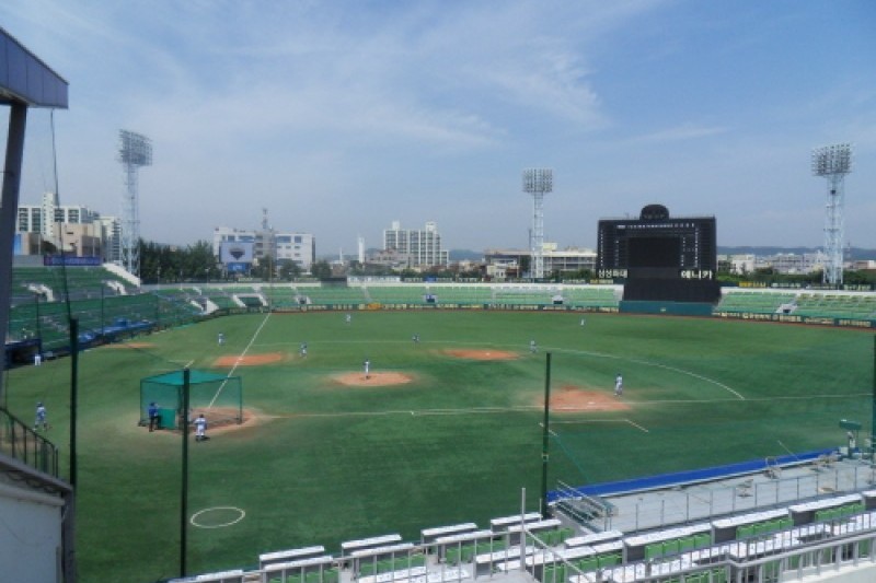 大邱市民運動場 野球場 대구시민운동장 대구시민운동장 야구장 トリップポーズ