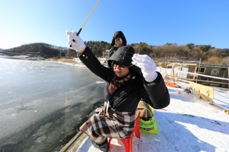 Anseong Ice Fishing Festival 