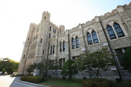 ソウル 高麗大学校中央図書館（서울 고려대학교 중앙도서관）