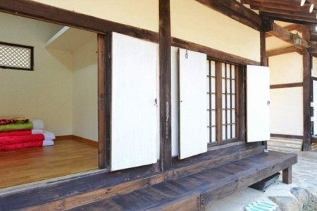 Tohyang Gotaek (The Old House of Tohyang)(토향고택) [한국관광품질인증/Korea Quality]