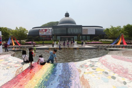 広州昆池岩陶磁公園