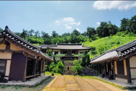 Dojeongseowon (도정서원)