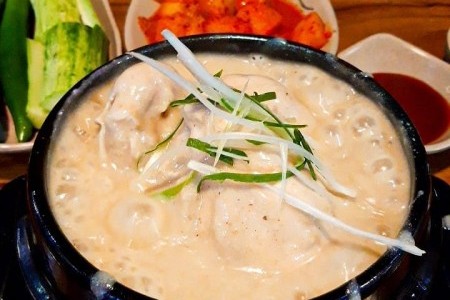 Podowon Samgyetang