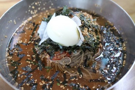 Jingogae Naengmyeon 