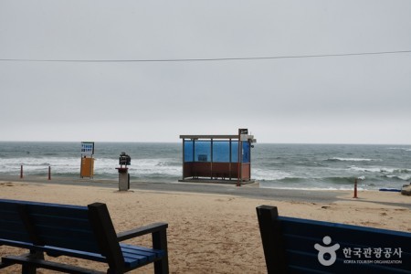 香湖海水浴場