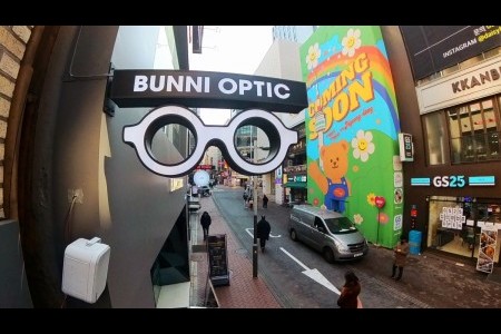 バニスタジオズ(BUNNI STUDIOS)メガネ 明洞本店(LENS TOWN 明洞店)