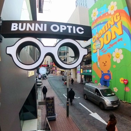 バニスタジオズ(BUNNI STUDIOS Optical)メガネ 明洞本店(LENS TOWN 明洞店)