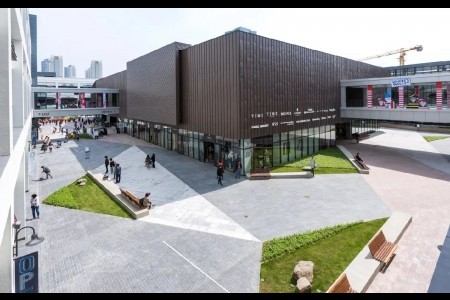 現代名牌奧特萊斯 鬆島店 ★ 外國人專用優惠券